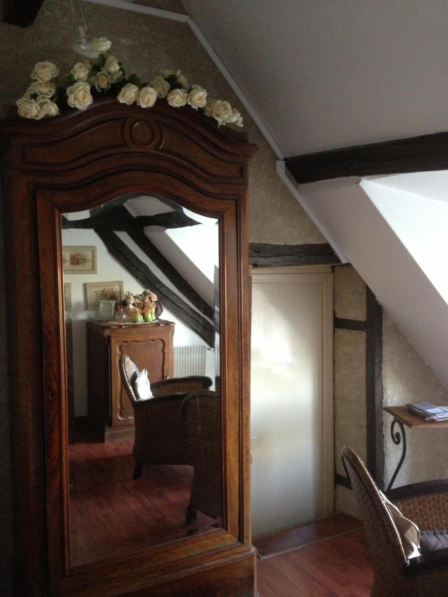 Le Lavoir Bed & Breakfast Châteauroux Exterior foto